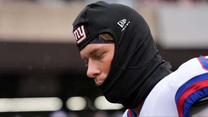 Jaxson Dart benched as Giants season hits new low with fans begging for Jameis Winston