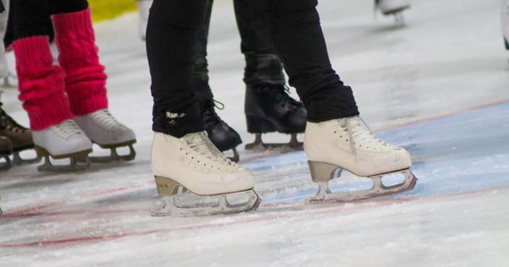 GALLERY: Disney on Ice hosts children's ice skating lesson at Atlantic City Skate Zone