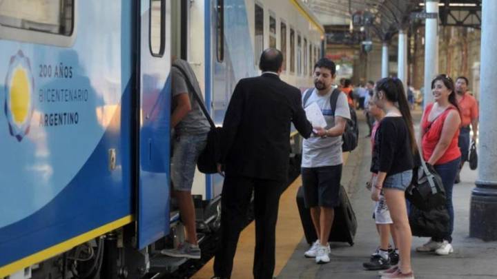 Trenes Argentinos abre la venta para el verano y ajusta recorridos por obras