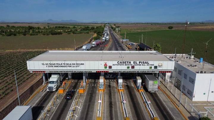 Productores liberan casetas en Sinaloa pero mantienen vigilancia en diálogo federal