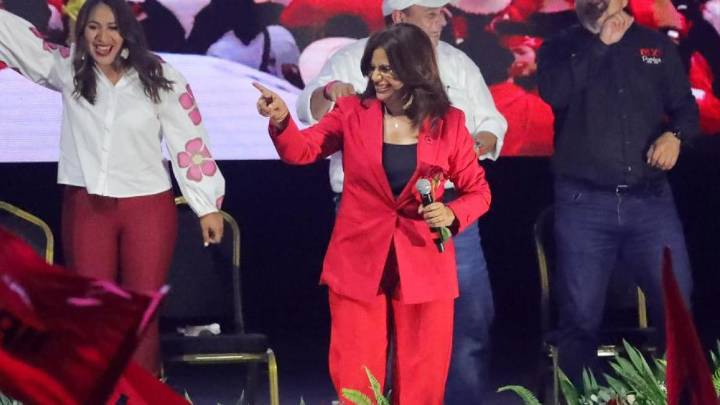 Honduras vota sin un favorito claro y con miedo a una crisis en su frágil democracia