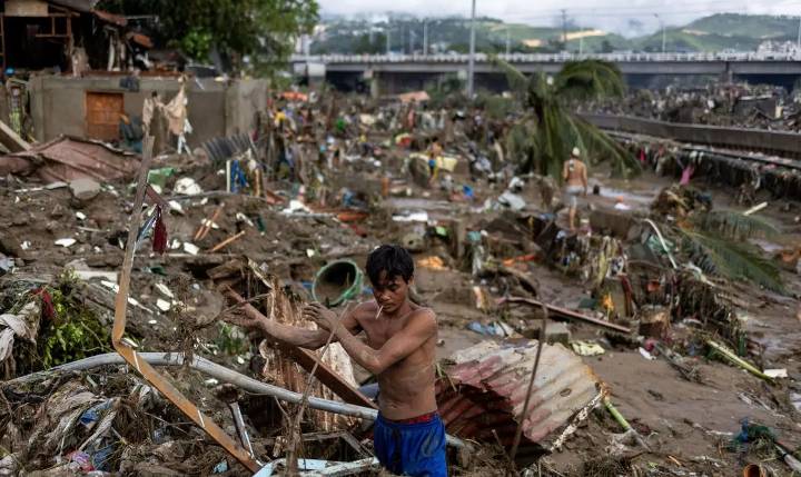 Filipinas: Autoridades declaran estado de calamidad tras el paso del tifón Kalmaegi