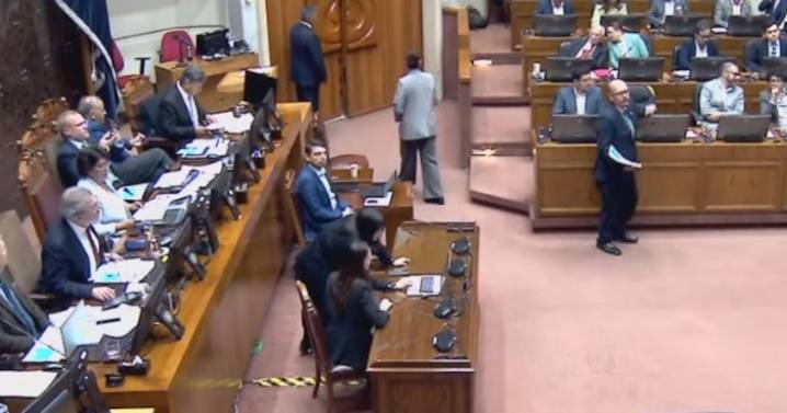 Terminar el CAE como se le conoce, pero con cambios profundos al proyecto: las conclusiones tras seminario clave del FES