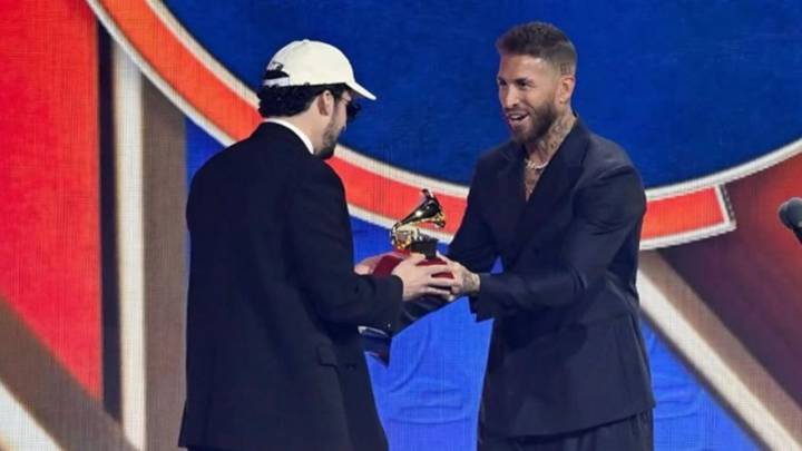 Sergio Ramos acaparó la atención junto a Bad Bunny en los Latin Grammy 2025