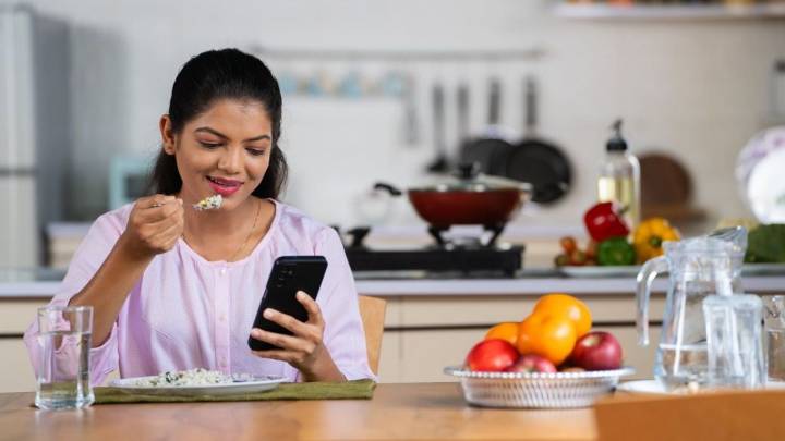 La adicción a las redes sociales está sobreestimada, revela estudio con usuarios de Instagram