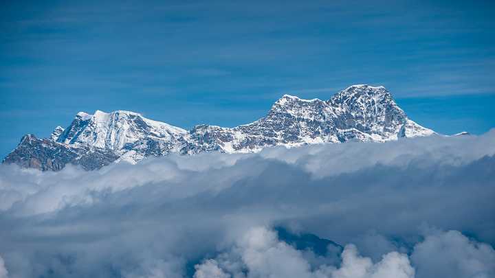 American climbers among 7 killed in avalanche on Nepal mountain