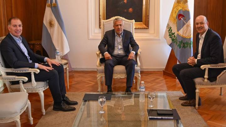 Mendoza fue el escenario estratégico de la agenda de gobernadores del Cobre, bodegueros y la Nación
