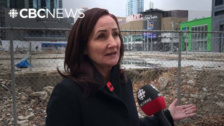 Downtown landmark to downtown eyesore?