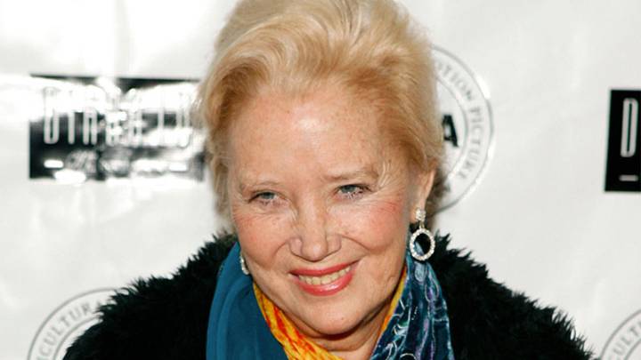 Sally Kirkland, Oscar-nominated star of 'Anna,' dies at age 84