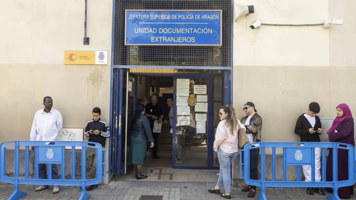 España recibió más 121.990 solicitudes de asilo entre enero y octubre de 2025