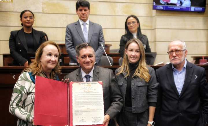Senado de la República conmemora 40 años de la tragedia de Armero y llama a reforzar la gestión del riesgo