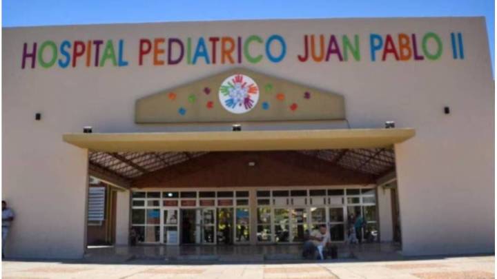 Descubren que una nena de Corrientes tenía gusanos en la cabeza y abren causa contra la madre