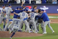 Dodgers repeat as World Series champs, beat Blue Jays