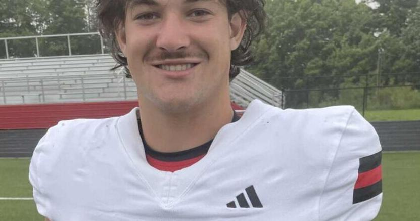 HIGH SCHOOL FOOTBALL: Despite Wise Central's tough season, Colton Elkins keeps charging ahead