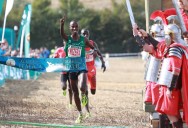 Rodrigue Kwizera y Winfred Mutile Yavi triunfan en Itálica