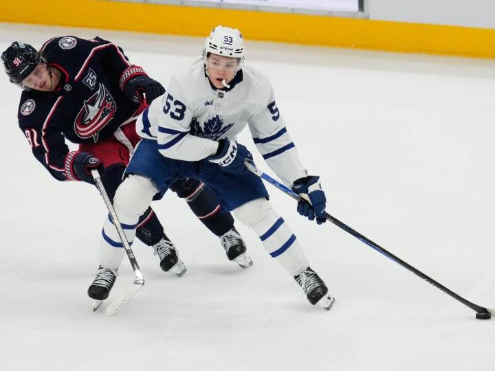 Maple Leafs prospect Easton Cowan's next steps toward return