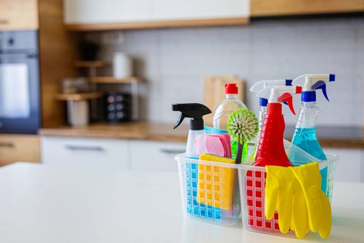 8 "Lazy" Cleaning Hacks Redditors Swears By