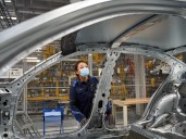 Alerta de la UIA: la actividad industrial cayó en el último año y  está peor que en 2022