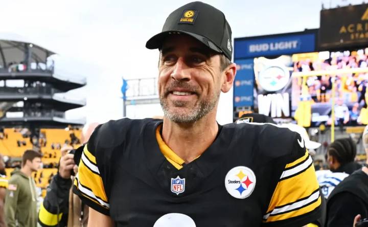 Aaron Rodgers has a message for Steelers legend Ben Roethlisberger after win over Colts