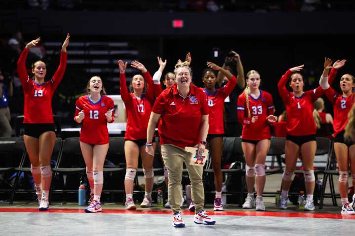 Photo gallery: Volleyball State Tournament underway (Session 1)
