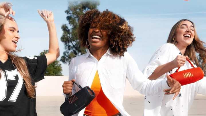 Amazon Black Friday sale JBL bluetooth speaker