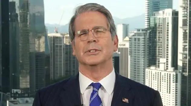 Scott Bessent Credits Spending Cuts For Averting Recession Risk, Calls For Fed To Assist Rate Drops