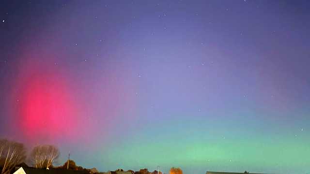 PHOTOS: Northern Lights seen in Louisville, southern Indiana Tuesday night
