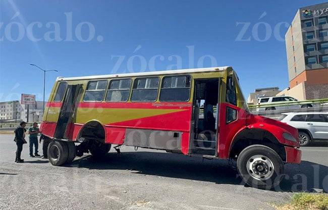 ¡Otra del Ramos! Frena para evitar chocar y se le descompone el camión en Venustiano Carranza