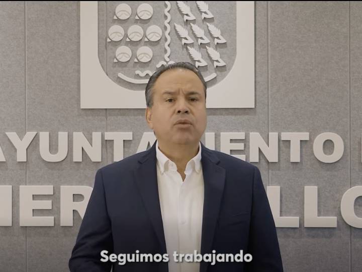 Alcalde de Hermosillo ofrece apoyo tras incendio en tienda del centro histórico