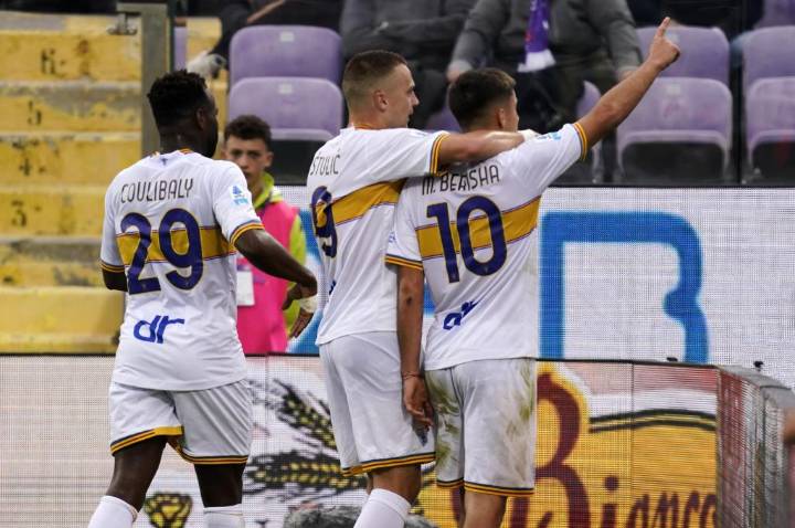 Puesto del entrenador Stefano Pioli en riesgo tras derrota de la Fiorentina ante el Lecce