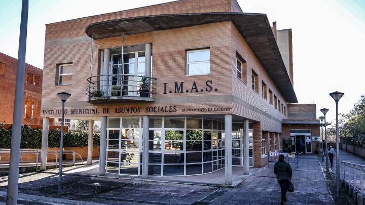 Las familias vulnerables de Cáceres reciben más de 1,1 millones de euros y la ciudad refuerza su red social