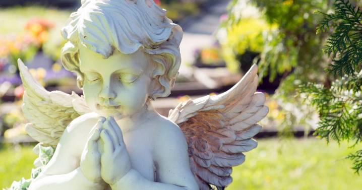 Suffolk death notices from the East Anglian Daily Times