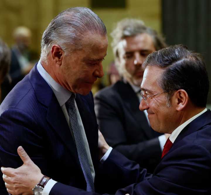 España reconoce el dolor y la injusticia causados ​​a los pueblos indígenas de México