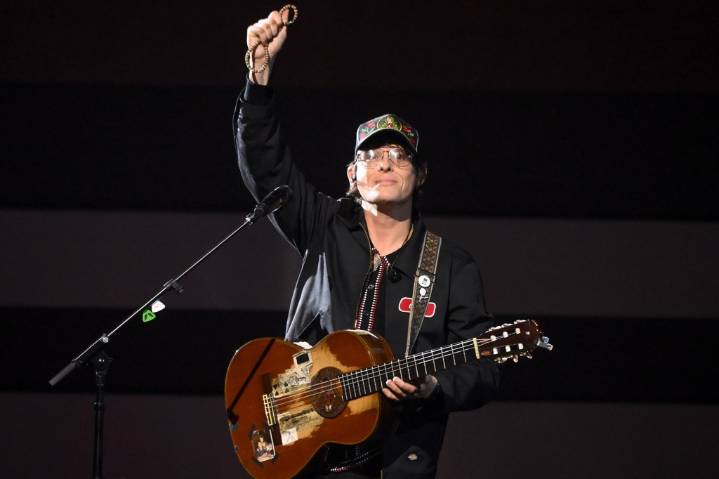 Stephen Wilson Jr. Captivates CMA Awards With ‘Stand By Me’ Cover: ‘It’s Been Haunting Me My Whole Life’