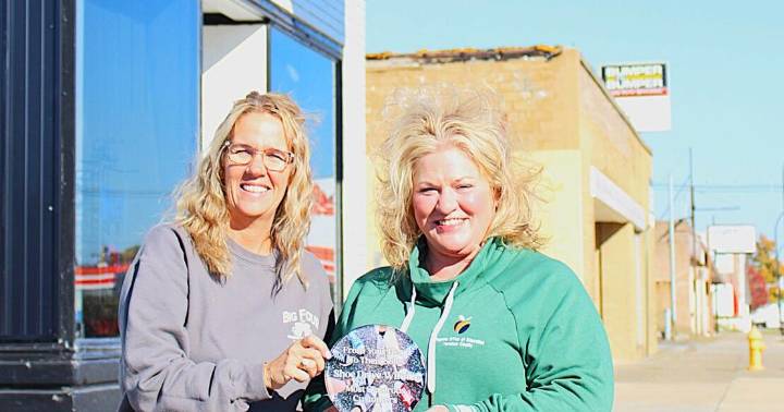 Beth's Big Four wins Paper Shoe Drive contest