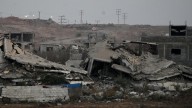 El ejército israelí sigue destruyendo edificios residenciales en Gaza pese al alto el fuego
