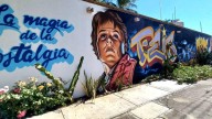 Da el Doctor Feis ‘cachetazo’ de nostalgia con mural de película Volver al futuro en la colonia Zapata