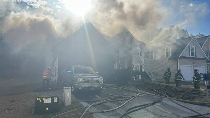 Paulding County Fire and Rescue battle flames at home of Hiram police officer