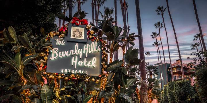 Los Angeles, California Review: Best Restaurants, Bars, and Hotels