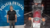 Motociclista con placas sobrepuestas intenta huir del 'Operativo Dragón' en Gómez Palacio