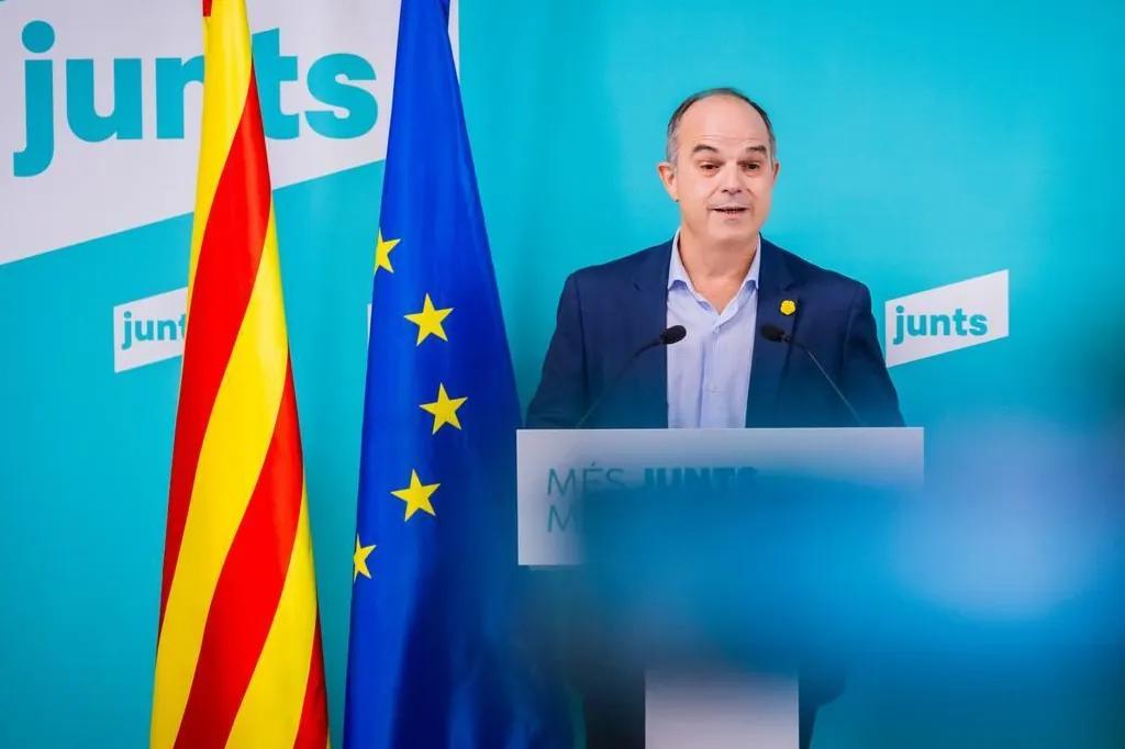 Junts responde a Feijóo sobre una moción de censura: "No debe pedir ayuda a los empresarios catalanes, debe pedir perdón"