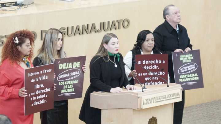 Presenta Morena una iniciativa más para despenalizar el aborto en Guanajuato