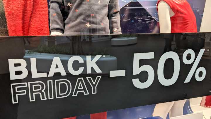 Beware These Black Friday Shopping Scams
