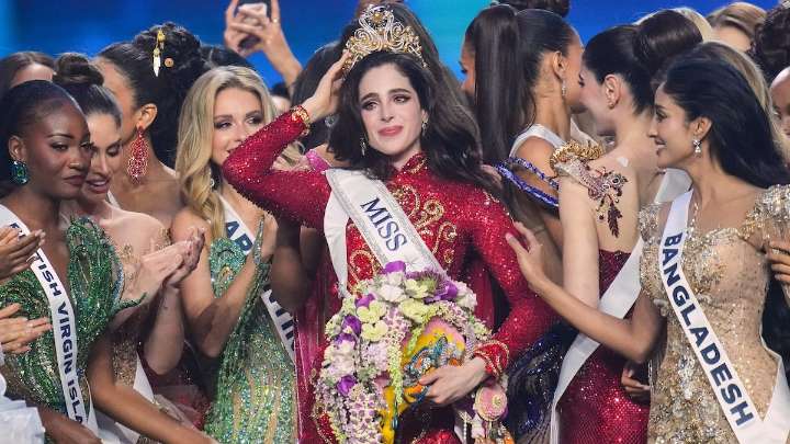 Mexico's bullied pageant contestant gets payback by capturing Miss Universe crown