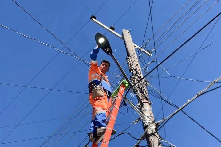 Ayuntamiento de Tlaxcala mejora la seguridad en Ocotlán e Ixtulco con rehabilitación de luminarias