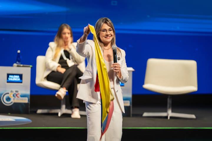 Crónica de una caída anunciada: Vicky Dávila busca recuperar su impulso electoral