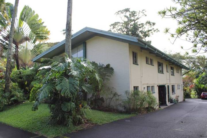 County buys Dolphin Bay Hotel for affordable housing