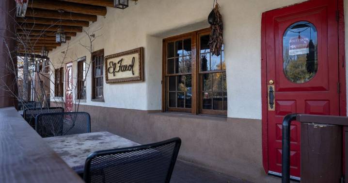 El Farol, one of Santa Fe’s oldest restaurants, closes as investors seek to sell property