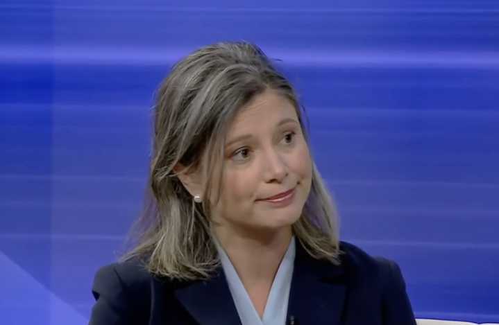 Goodlander Blames Trump Rhetoric For Bomb Threat, Dodges on “Unlawful Orders” Claim