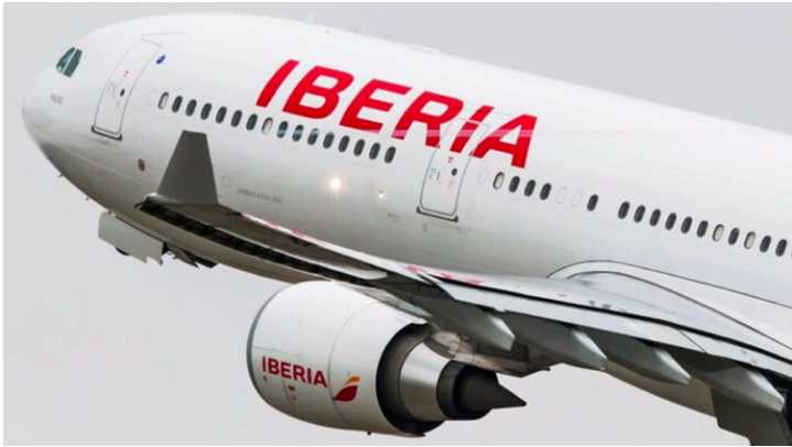 Iberia confía en retomar los vuelos a Venezuela